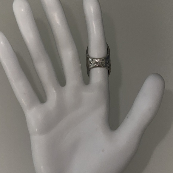 LOW LUV x Erin Wasson silver hammered boho statement ring 5 6 - Picture 6 of 8